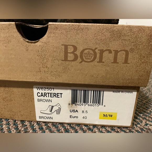 Born Carteret Zip Ankle Shoe - Picture 2 of 8